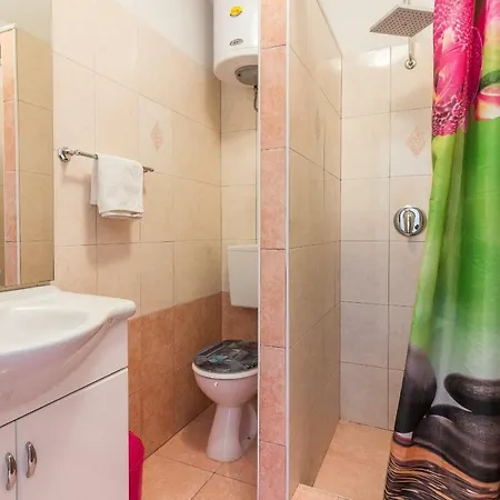 Holiday Nolan Tatil Evi