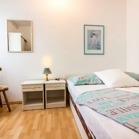 Holiday Nolan Tatil Evi *