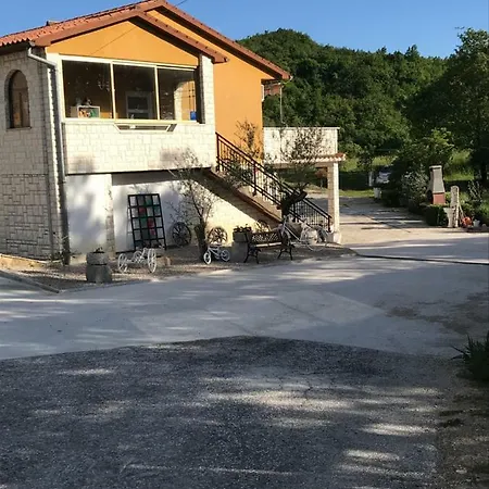 Holiday Nolan Ferienhaus Ripenda Kras