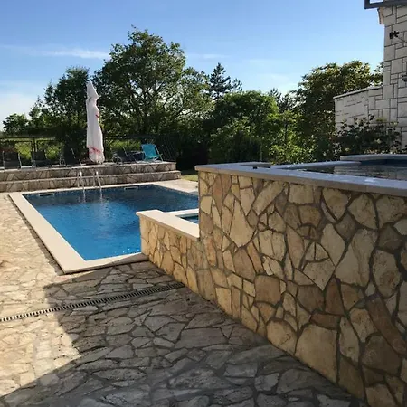 Holiday Nolan Ferienhaus Ripenda Kras